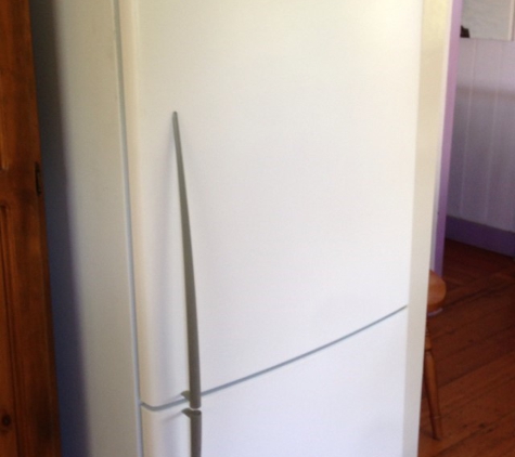 Discount Fridge Seals - Calamvale, QLD. Fisher & Paykel Refrigerator