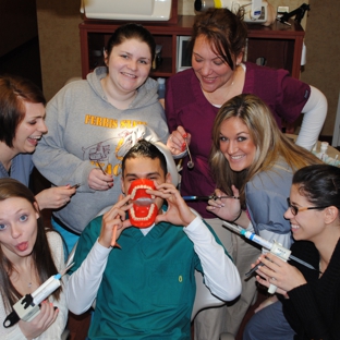 Assist To Succeed of Columbus Dental Assisting School - Columbus, OH