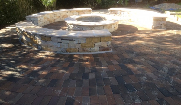 Grand Paving Pty Limited - Crows Nest, NSW. Grand Paving Sandstone & Brickwork Bird Bath & Fountain