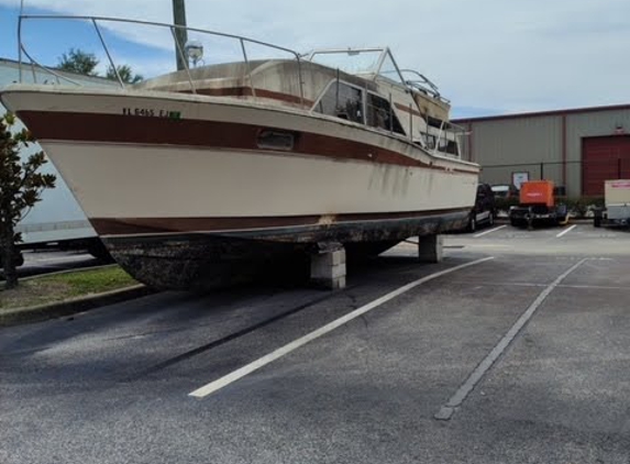 WE BUY JUNK BOATS TAMPA - Tampa, FL