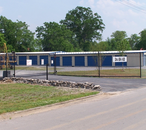 Advantage Self Storage - Shelbyville, TN