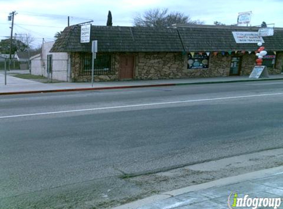 The Poodle Shoppe - Riverside, CA