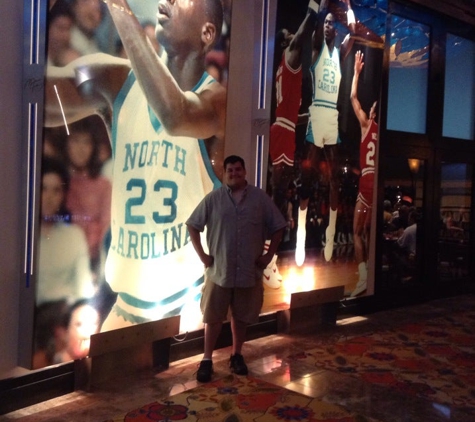 Michael Jordan's 23 Sportcafe - Uncasville, CT