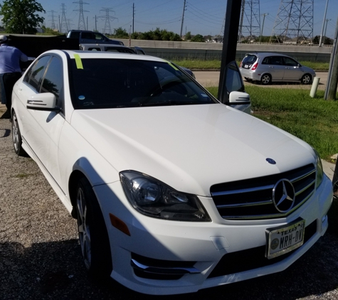 A Texas Staunch Auto Glass - Houston, TX