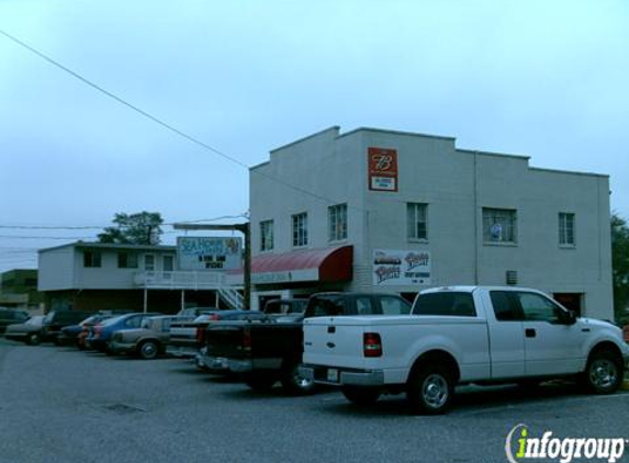 The Sea Horse Inn - Dundalk, MD