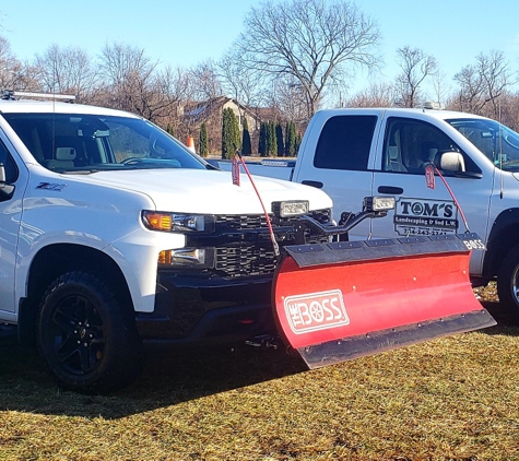 Tom's Landscaping & Sod L.W. - La Salle, MI