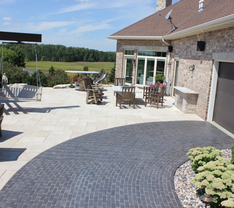 Donnie Mac's Landscaping Inc - Green Bay, WI