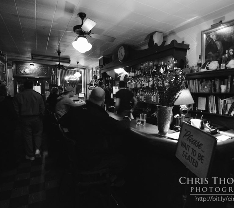 Arnold's Bar & Grill - Cincinnati, OH