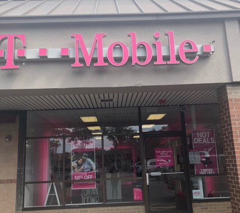 T-Mobile - East Northport, NY