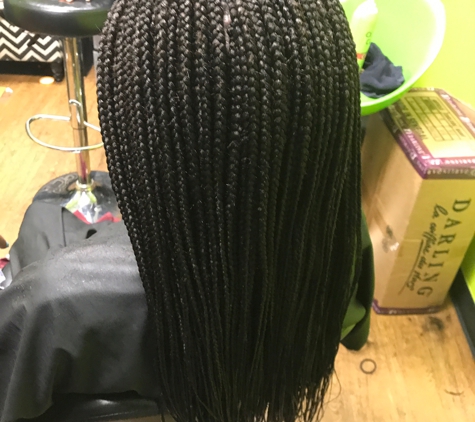 Fifi's African Hair Braiding and Weaving - Houston, TX. Hair Braiding, SEWIN ARE IN , and we Are THE BEST! Call Now to get on My Calendar...