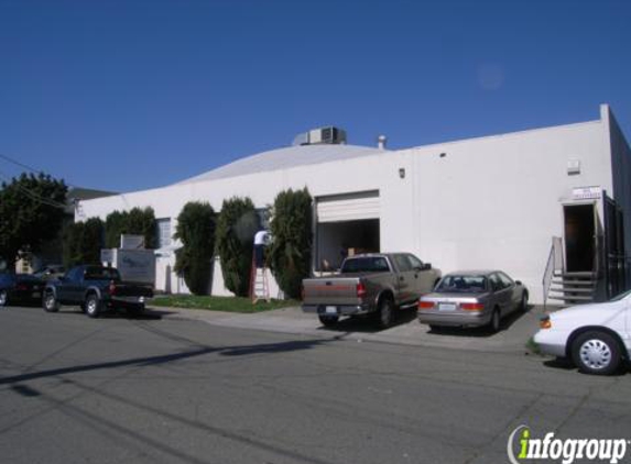 L A Smith & Sons Body Shop - San Leandro, CA