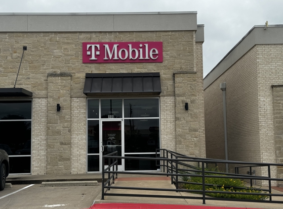 T-Mobile - Granbury, TX