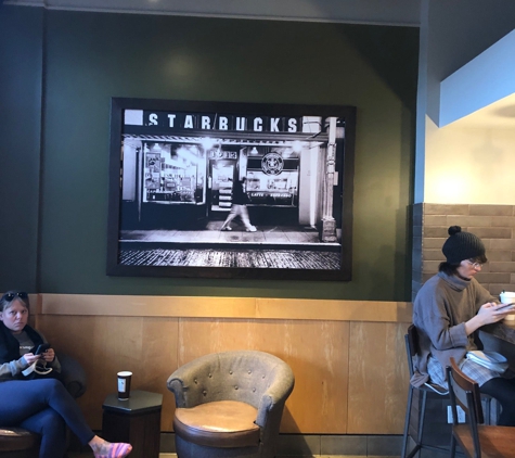 Starbucks Coffee - Milwaukee, WI