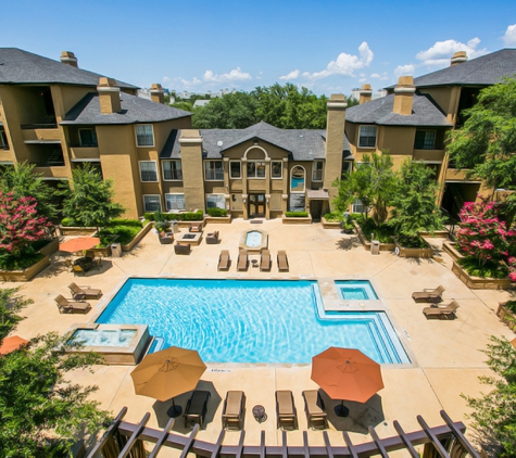 The Courts at Preston Oaks Apartment Homes - Dallas, TX