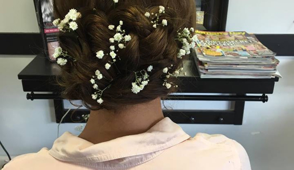 Unique Hair Design By Stacey - Drouin, VIC