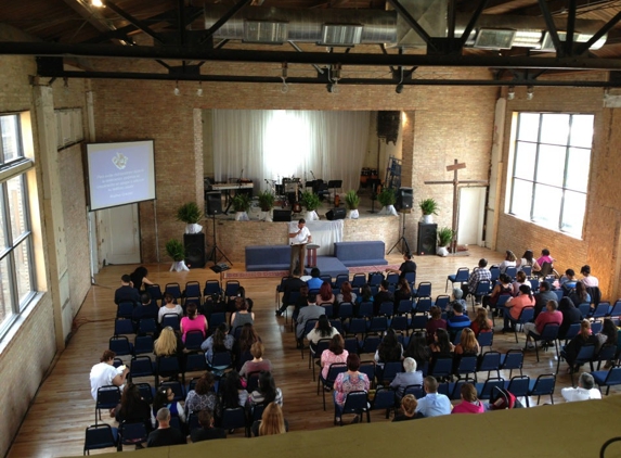New Life Community Church - Chicago, IL