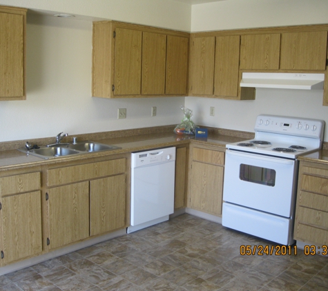 Westwind Village Apartments - Fresno, CA