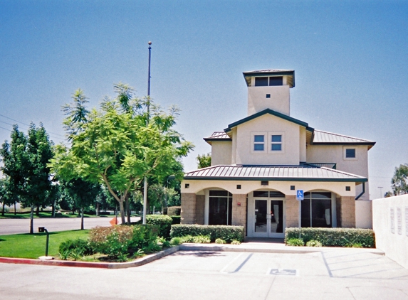 StorQuest Self Storage - Rancho Cucamonga, CA