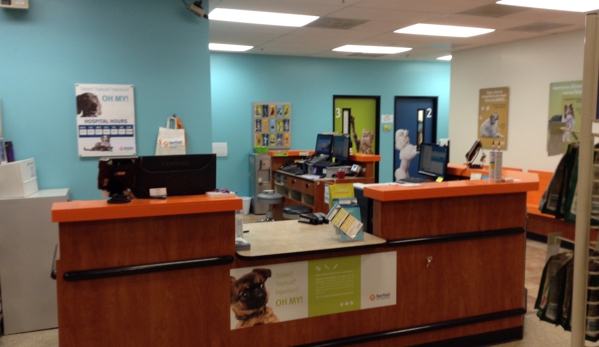 Banfield Pet Hospital - Gurnee, IL