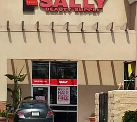 Sally Beauty Supply - Rosemead, CA. Outside