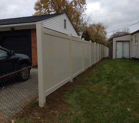 Superior Fence & Rail - Middleburg Heights, OH