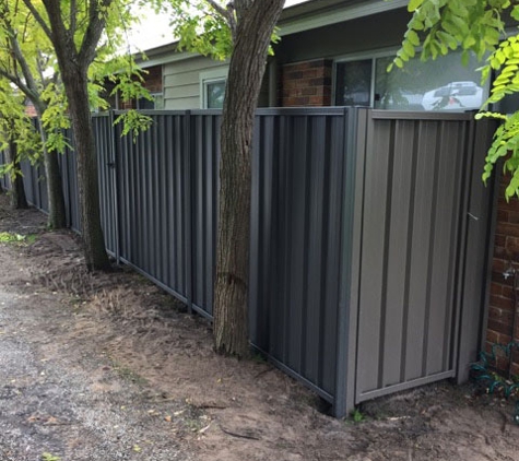 All Around Fencing - Gerringong, NSW. Australian steel, Colorbond (R) fencing.