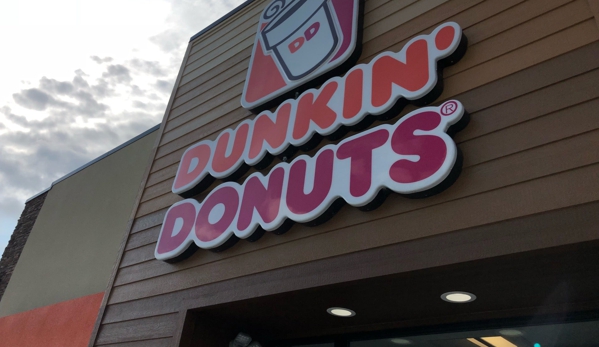 Dunkin' - Lincoln, IL