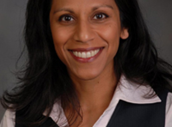 Dr. Khadija S Shahid, OD - Iowa City, IA