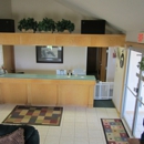Home Town Inn - Hotels
