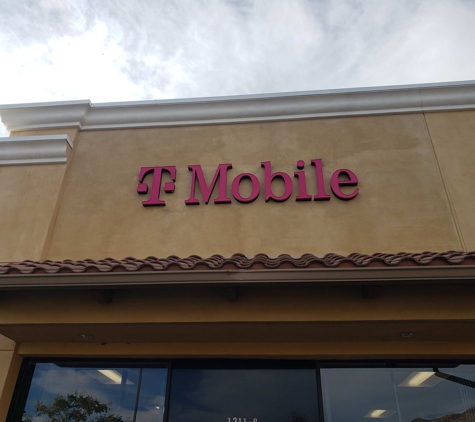 T-Mobile - San Jacinto, CA