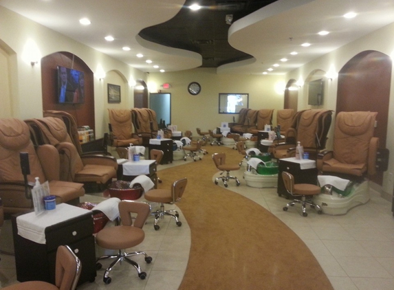 Canton Nail and salon - Canton, MI