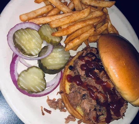 Little Ted's Pub & Grill - Nebraska City, NE