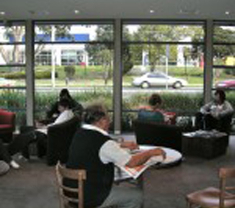 Melbourne Orthodontic Group - Armadale, VIC