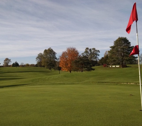 Rush Lake Hills Golf Club - Pinckney, MI