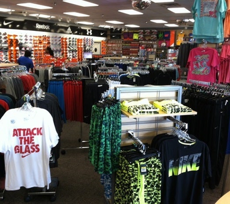 Hibbett Sports - Perry, GA