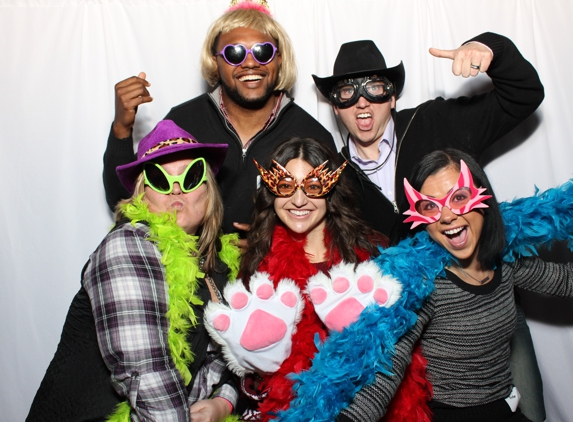 Red Rocks Photo Booth - Aurora, CO