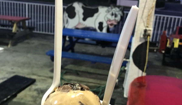 Moo's Soft Serve - Indialantic, FL