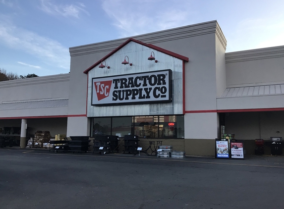 Tractor Supply Co - Goldsboro, NC