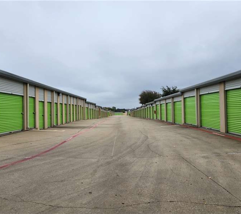 Extra Space Storage - Mckinney, TX