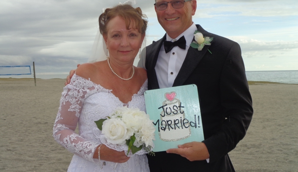 Simple Seaside Ceremonies - Venice, FL