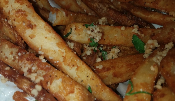 Boatyard Cafe - Ventura, CA. Garlic fries