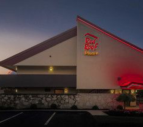 Red Roof Inn - Framingham, MA