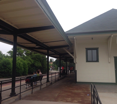 Amtrak - Southern Pines, NC