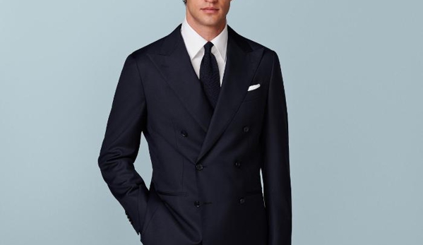 Suitsupply Roosevelt Field - Garden City, NY