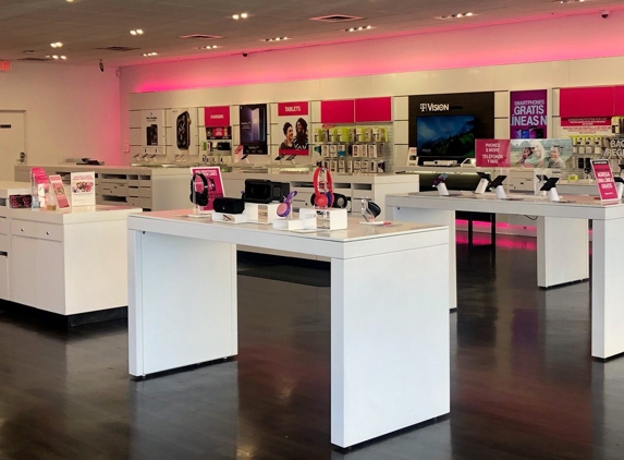 T-Mobile - Huntington Park, CA