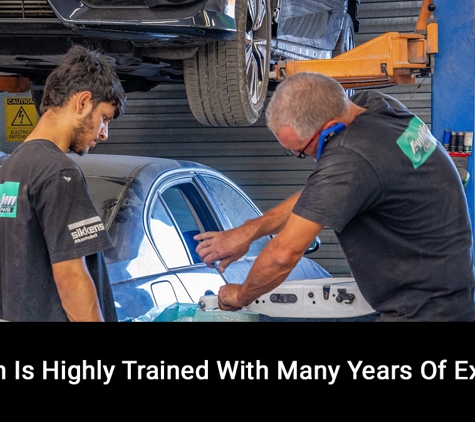 Evolution Crash Repairs - Blair Athol, SA. Our Team Is Highly Trained With Many Years Of Experience
