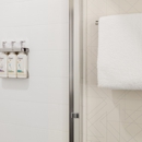 Holiday Inn Express & Suites Tampa Stadium - Airport Area by IHG - Hotels
