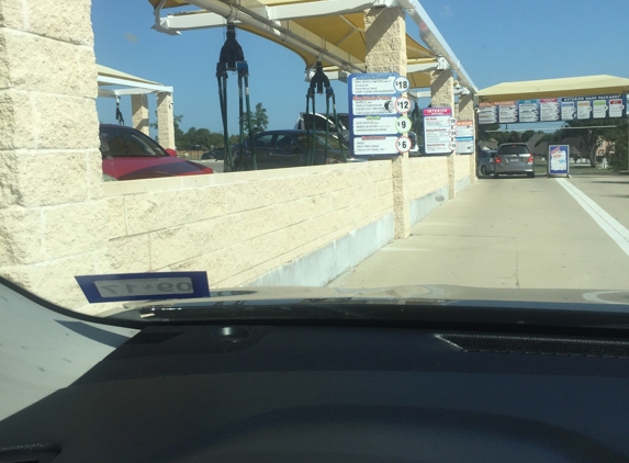 Clean Getaway Car Wash & Detail Center - Mansfield, TX