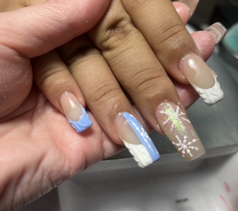 Yari nails, inc - Margate, FL