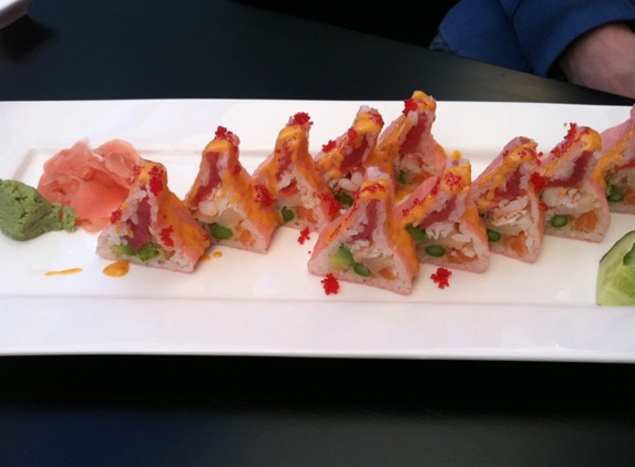 Samurai Asian Fusion Cuisine&sushi bar - Fargo, ND